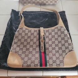 Authentic Gucci Canvas Purse $500 Pickup In Oakdale 