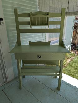 Potting Bench Made From New and Used Wood Pieces.46"W,69"T,22"D