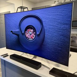 Qled Curved! 55” Samsung 4k HDR UHD 4k! Excellent Picture!!