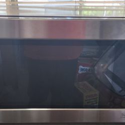LG Microwave Oven