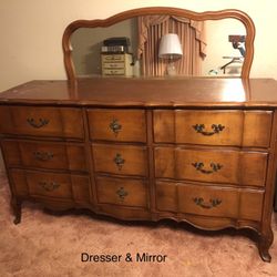 Vintage  French Provincial Dresser, 9 Drawers