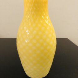 Vintage Art Made Glass Vase Beautiful Bright 