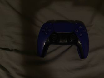 ps5 controller( will drop price down 10 if able to pick up)