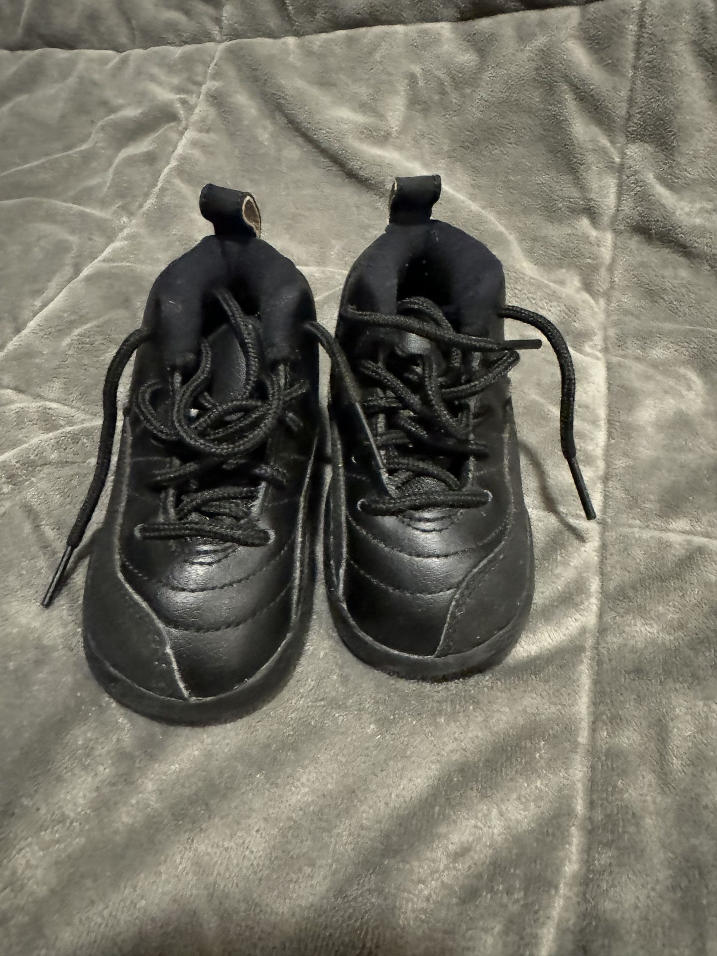 Black Jordans Size 6C