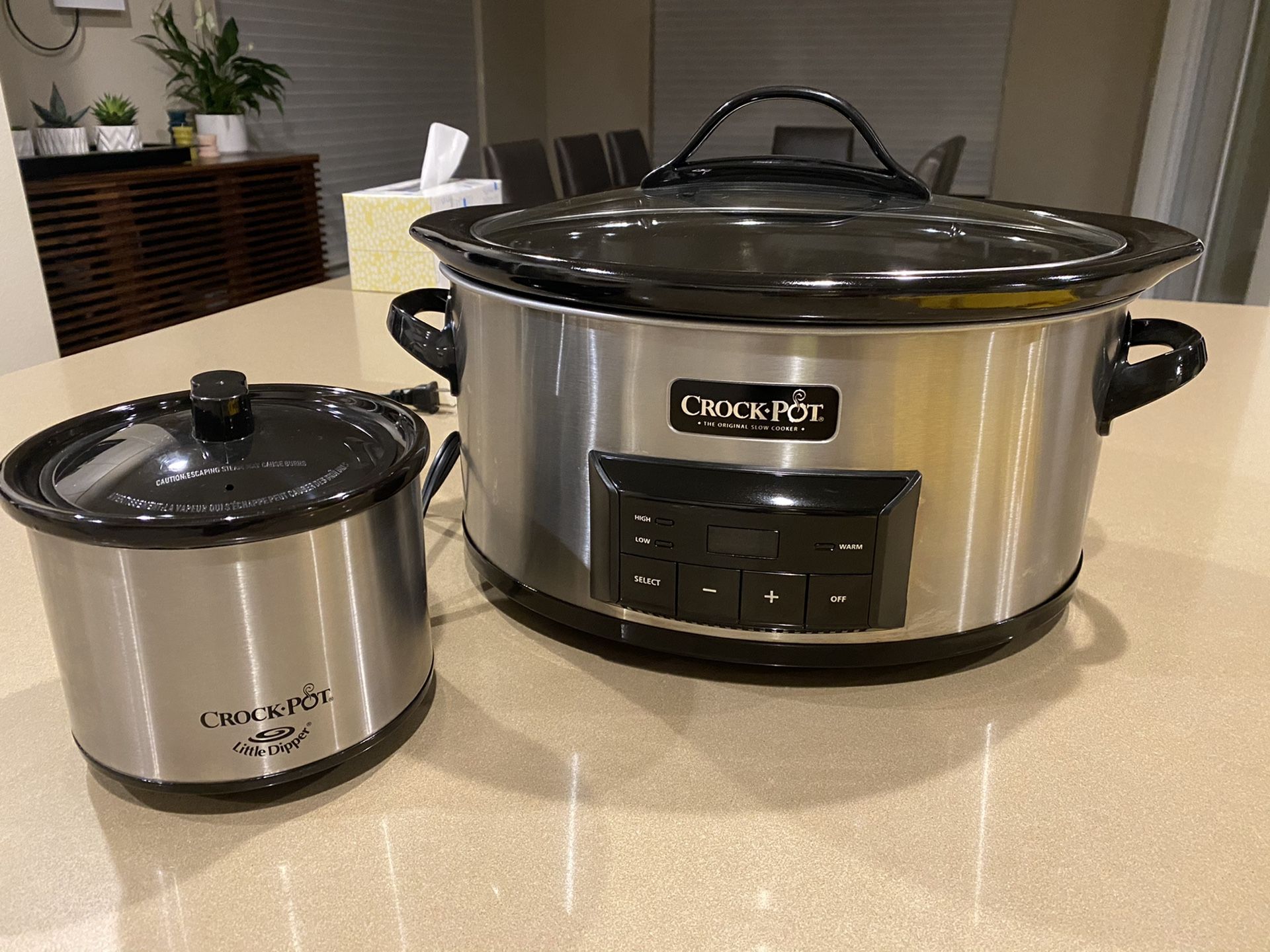 Crock pot, mini crock pot combo