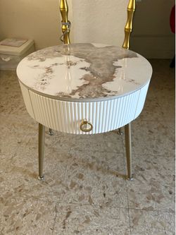 Round Nightstand with Drawer