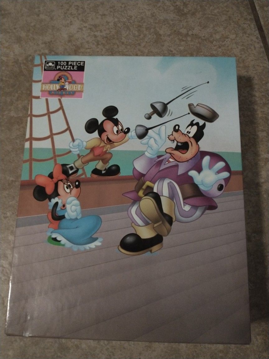 Vintage Mickey & Minnie Pirate Adventures 100 Piece Jigsaw Puzzle By golden