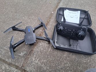 Drone with camera flies like I should very easy to learn how to comes with charger extra blades , battery and carrying case remote