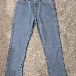 Levi’s 501 Jeans, Size 28, Light Wash