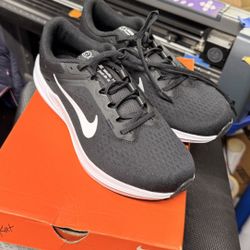 Nike Air winflo Women’s Size 10 Men’s Size 8.5