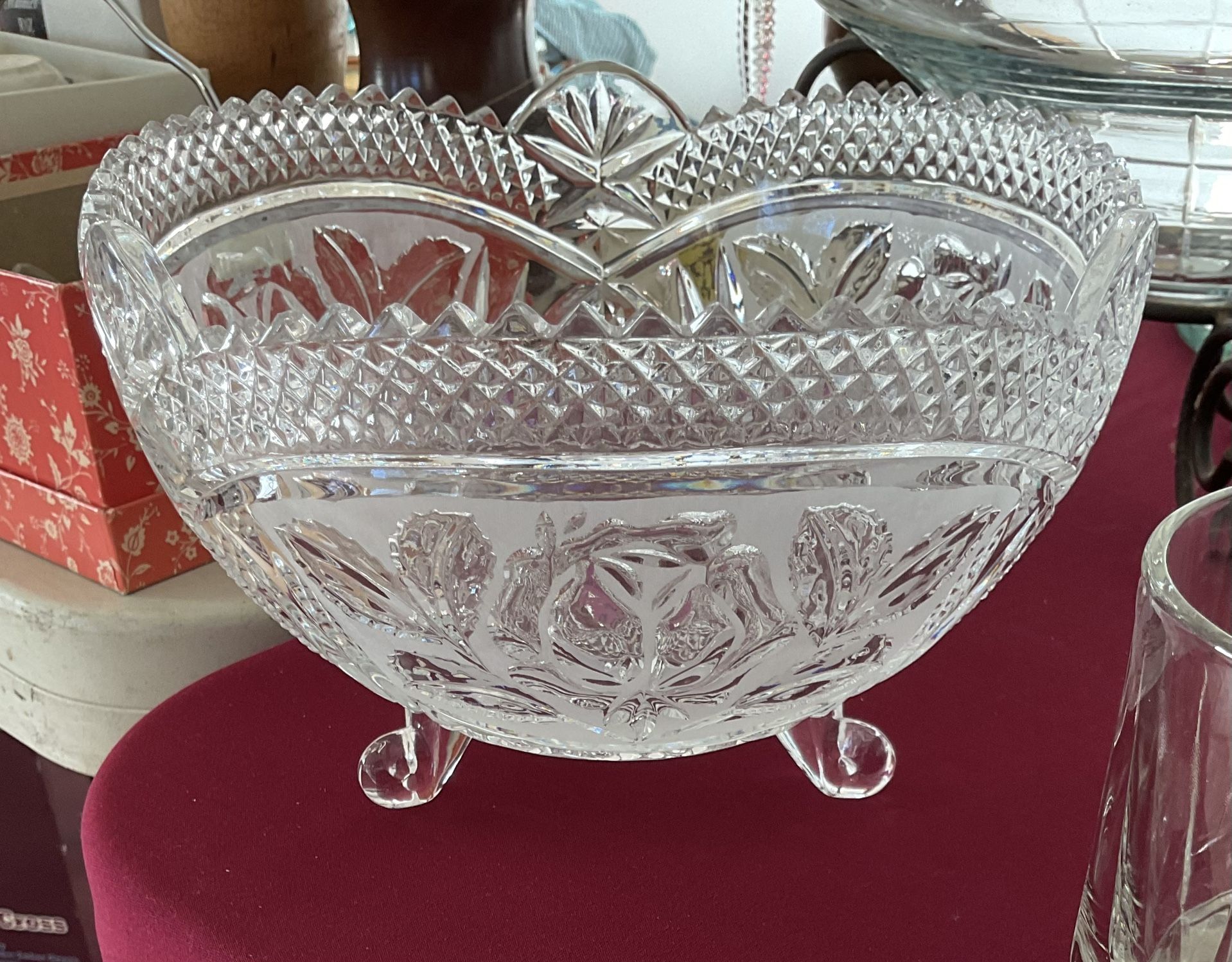 Beautiful New Vintage Crystal Bowl Price Reduced. DADS ESTATE