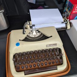 Antique Typewriter 