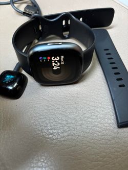 Fitbit Versa 4