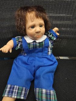 Gi-Go Doll My Pals Collection 1990s Crying Baby Boy 7.5” Soft Body