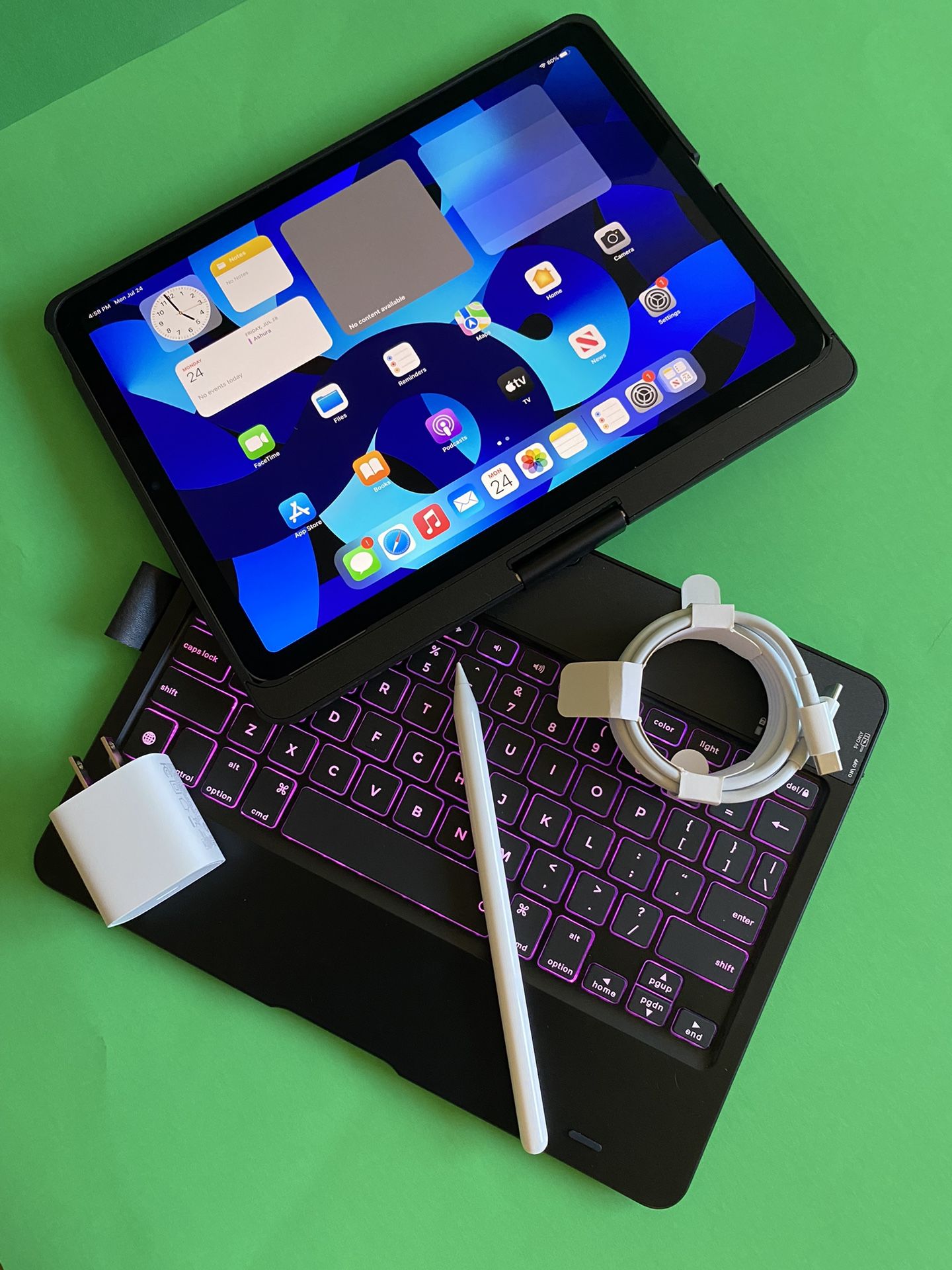 Apple IPad Air 5th Generation (M1 chip/ Latest 2022) 64GB Wifi +