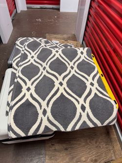 Bathroom Luxury Rugs, 5 Like New