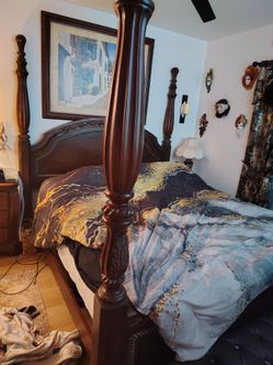 Dark Wood Four-Poster Bed Frame California King