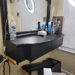 Barber Salon Station