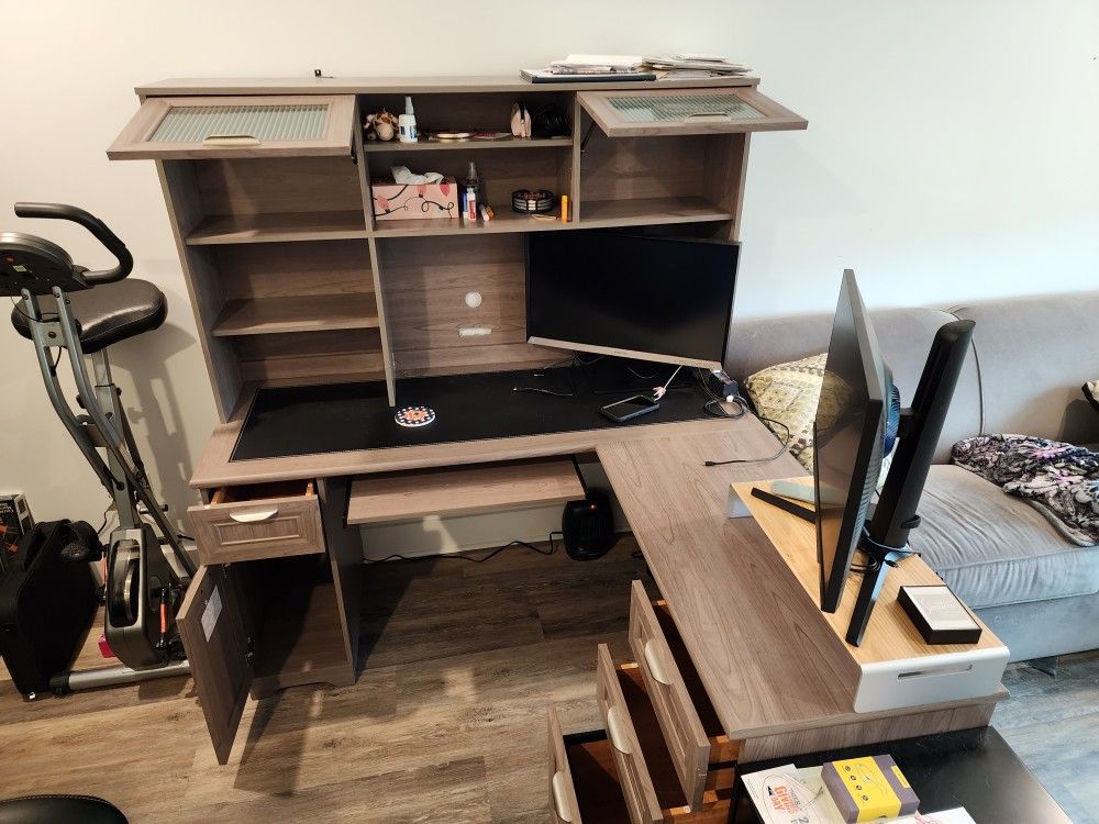 L Shaped Desk With Hutch