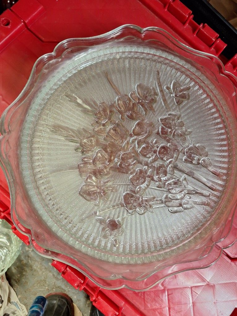 6/27-28 Glassware, Plants, Hair Clips Etc, Rugs, Clothes And More