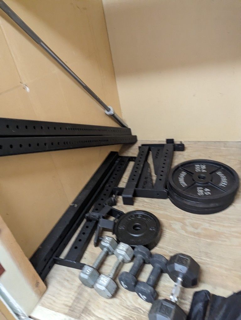Vogue Monster Lite Weight Rack And Weight Plates
