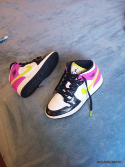 Jordans Nike size 3.5