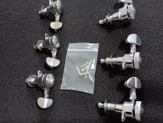 New 3×3 locking tuners