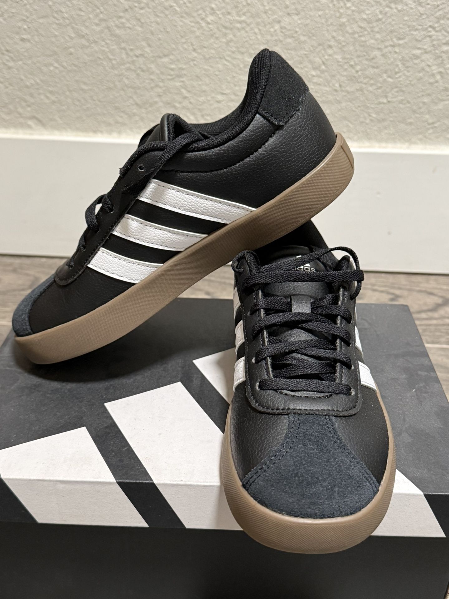 ADIDAS VL COURT 3.0 LOW KIDS SHOES