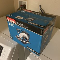 MAKITA CIRCULAR SAW