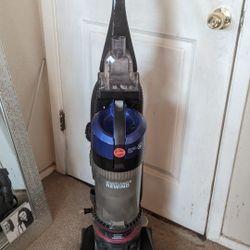 Hoover Windtunnel Rewind Vacuum Cleaner $35 firm