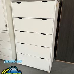 White Jumbo Katy Dresser Compressed Wood Cajonera 