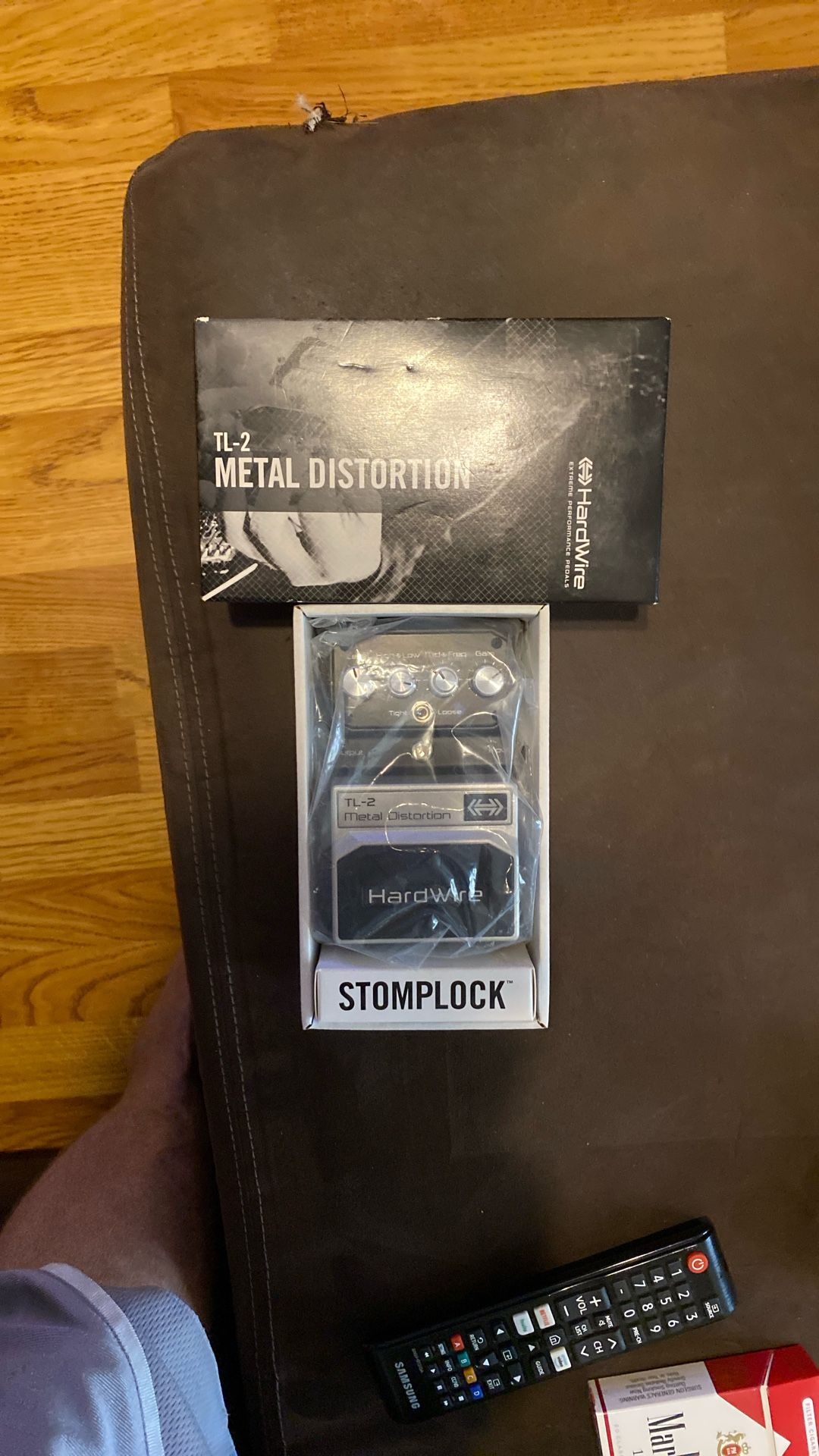 Tl-2 Metal Distortion