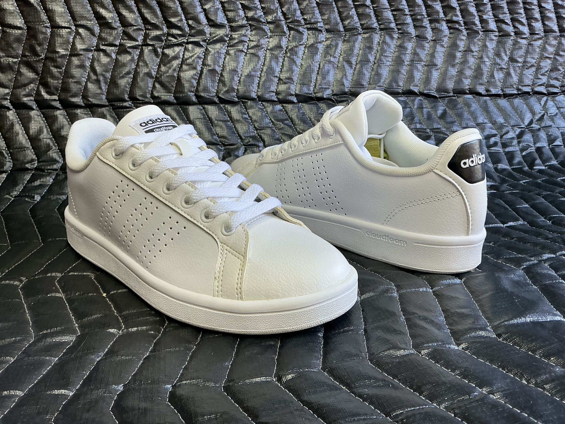 ADIDAS cloudfoam  Clean AW4323 Casual Sneaker Women's Size 8