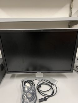 Dell 30" 3007WFPT monitor with dvi-d/power cable