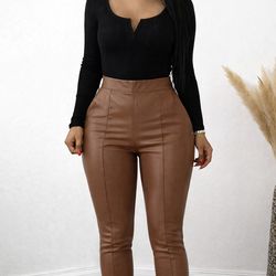 Brown faux pants (medium)