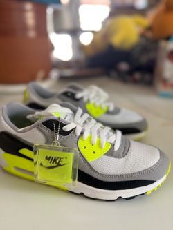 Nike Air Max 90 Volt 10.5