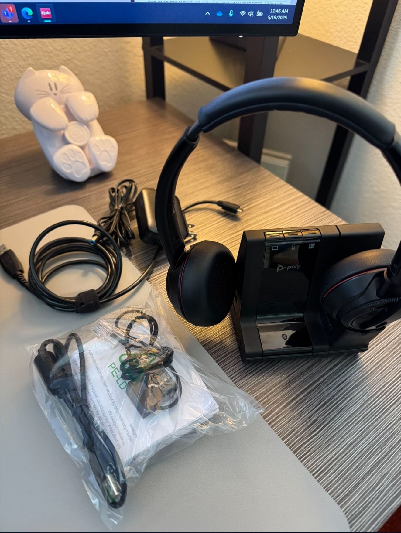 Jabra Poly wireless headset/ Headphones for conference calls