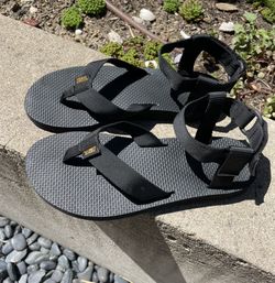 Women’s Teva‘s