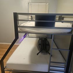 Kids bunk bed