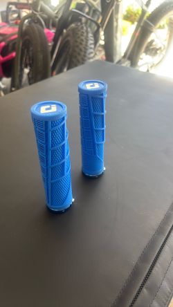 Blue ODI grips
