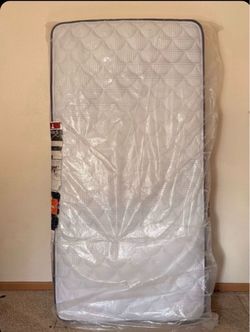 Twin mattress