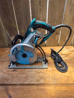 Makita circular saw