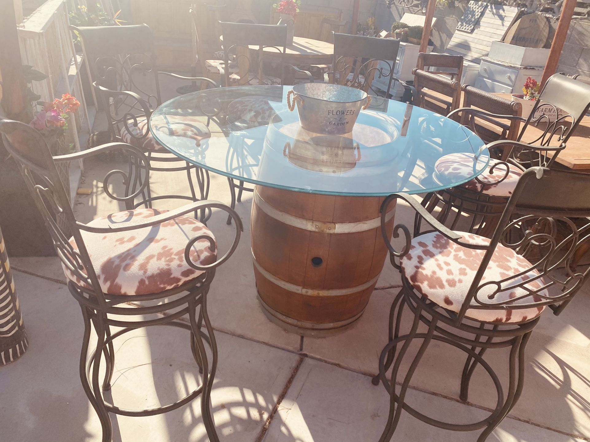 Absolutely Awesome Pub Whiskey Barrel Table Restaurant Quality Dining Set With 6 Wrought Iron Cow Hide Bar Stools