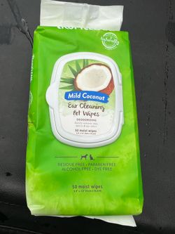 Tropiclean ear cleaning wipes