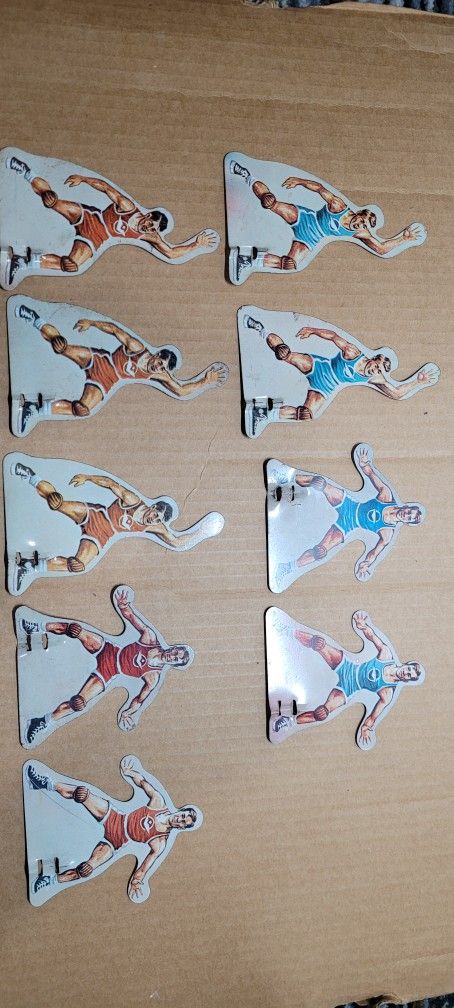 9 Table game Basketball players metal Marx or Coleco Eagle Toys 1960s