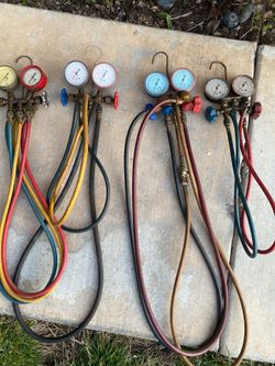 Selling several A/C gauges, “”make offer “”