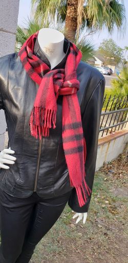 Burberry Classic Check Cashmere Scarf