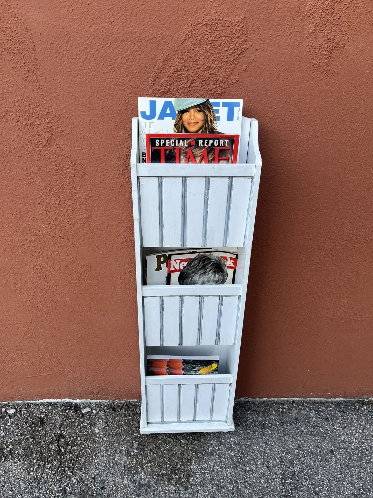 White 3-Tier Magazine Holder / Homework Organizer – 39” Tall ⸻ Description: White wooden 3-tier organizer with a clean, simple design. Ideal for ke