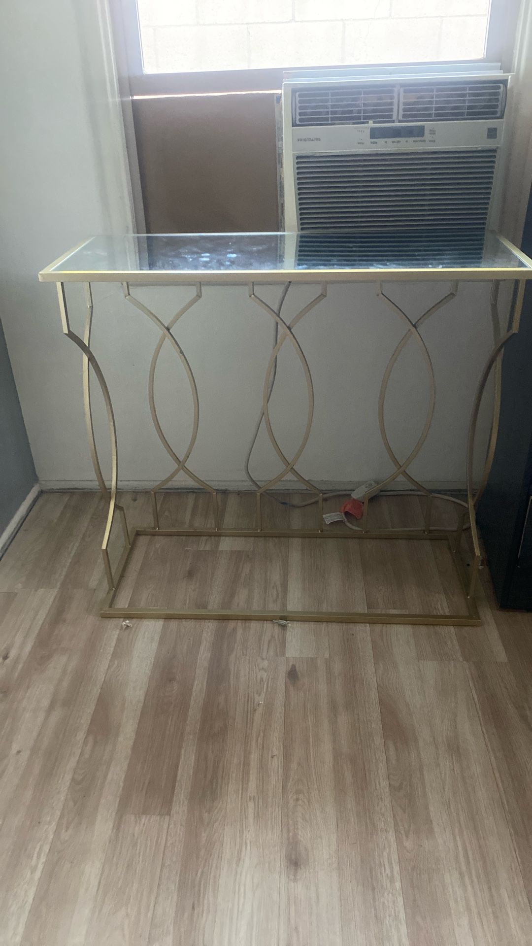 Mirror Table