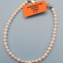 Freshwater Pearl & Moissanite Bracelet | 925 Silver | 7.5” — $75